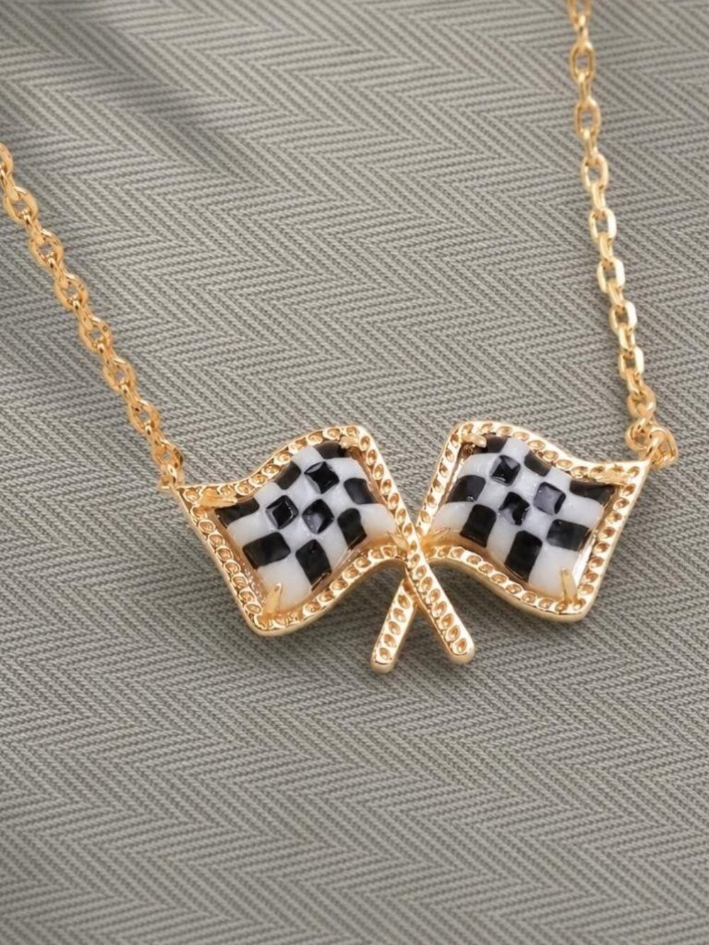 Kendra Scott Checkered Flag Gold Pendant Necklace